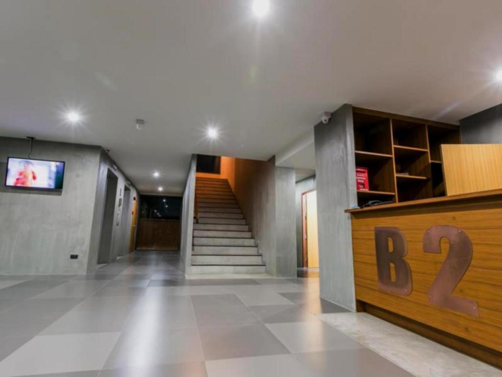 B2 Khon Kaen Boutique & Budget Hotel Esterno foto