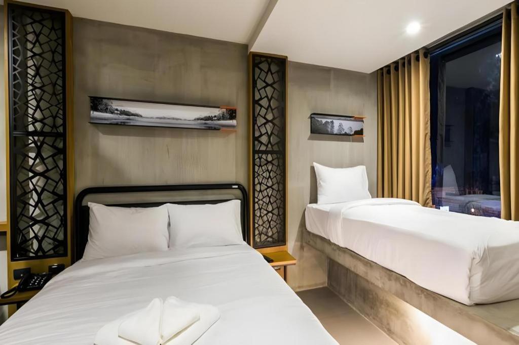 B2 Khon Kaen Boutique & Budget Hotel Esterno foto